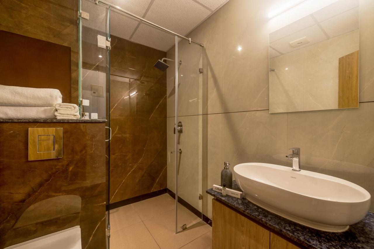 Olive Hotel Hal 2Nd Stage By Embassy Group Bangalore Exteriör bild